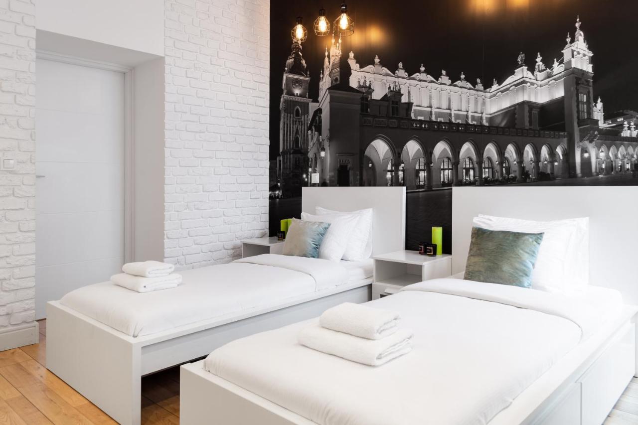 Househost Apartment: Bonerowska 5/19 Красков Екстериор снимка